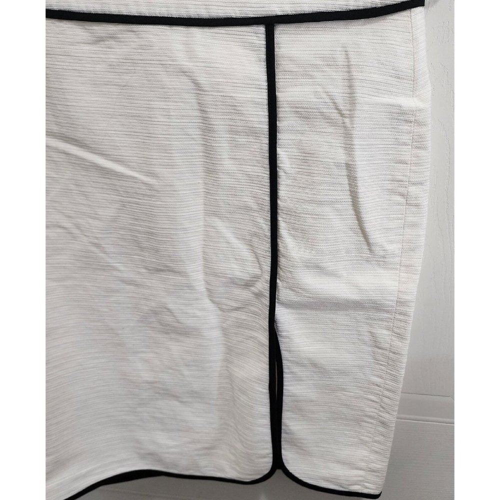 Ann Taylor Women's Woven Crinkle Pencil Skirt White/Black Piping Petite Size 2P - Picture 3 of 10